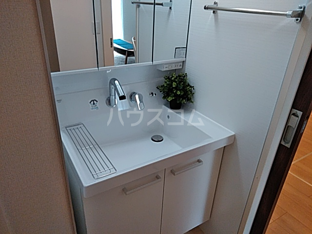 13/30 洗面