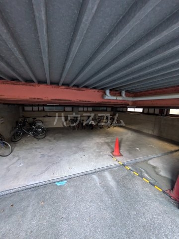 17/20 駐車場