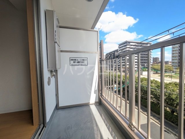 23/30 バルコニー