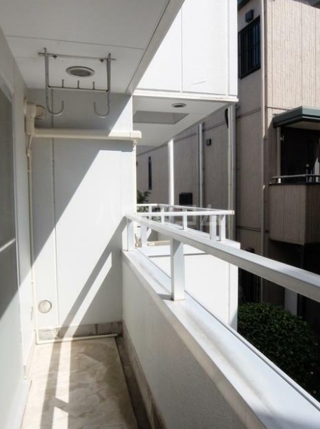 15/27 バルコニー