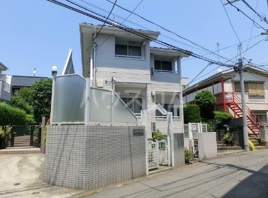 アゼリアＫⅡの外観
