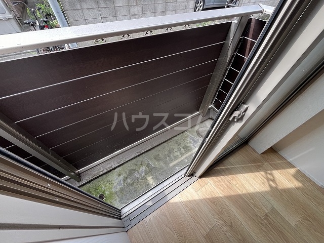 25/30 バルコニー