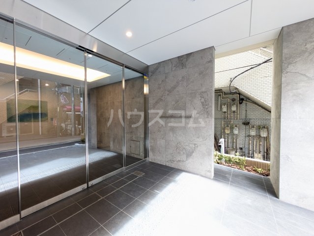 19/22 エントランス