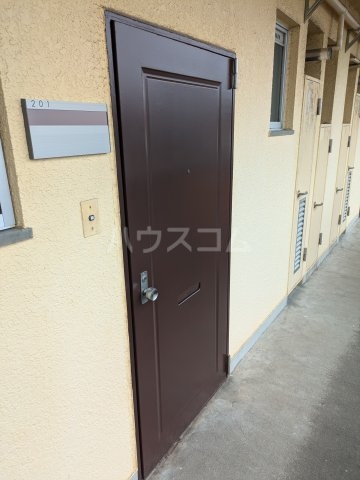 13/29 玄関