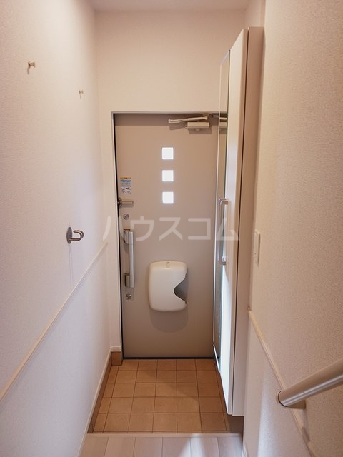 5/30 玄関