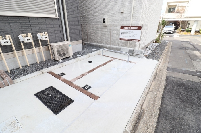 4/10 駐車場