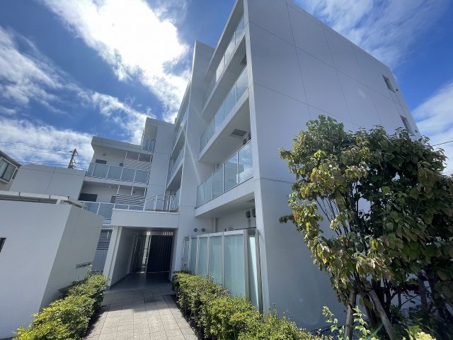 2/30 外観