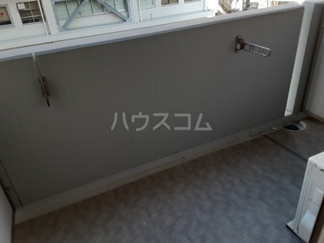 13/28 バルコニー
