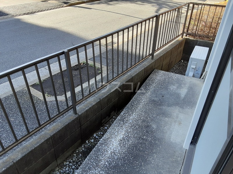 21/30 バルコニー