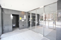 17/22 エントランス