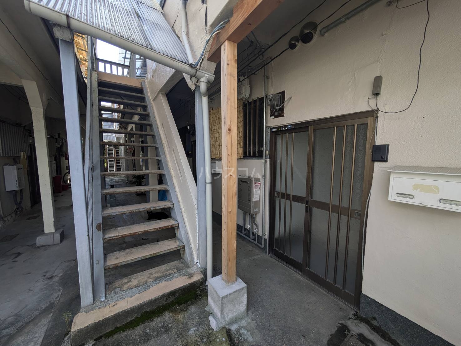 16/24 エントランス