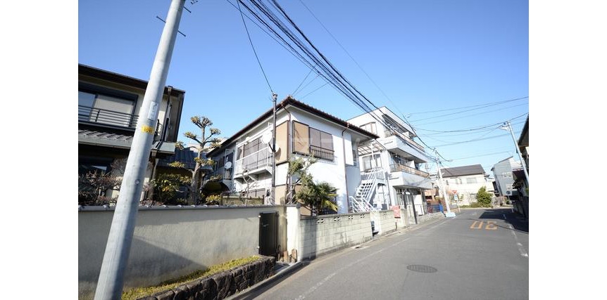 14/19 エントランス