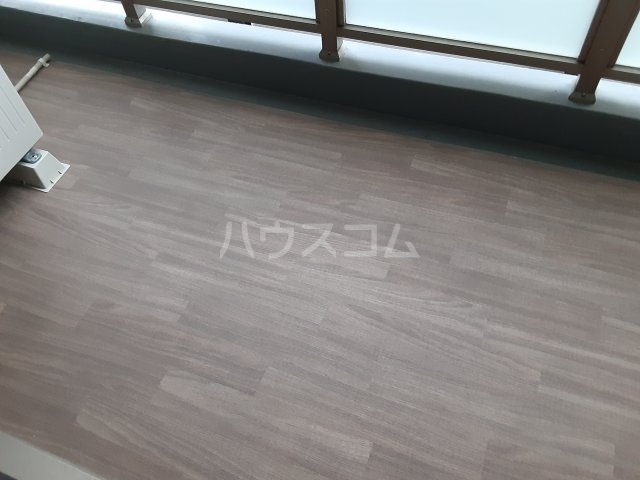 23/30 バルコニー
