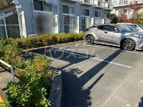 15/16 駐車場