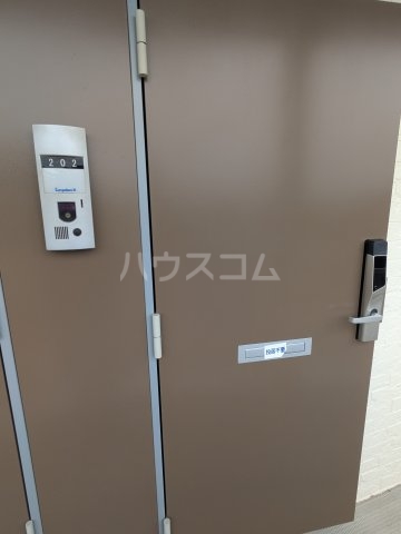 17/19 エントランス