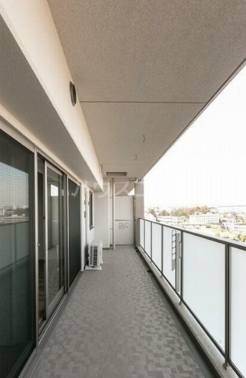 13/23 バルコニー