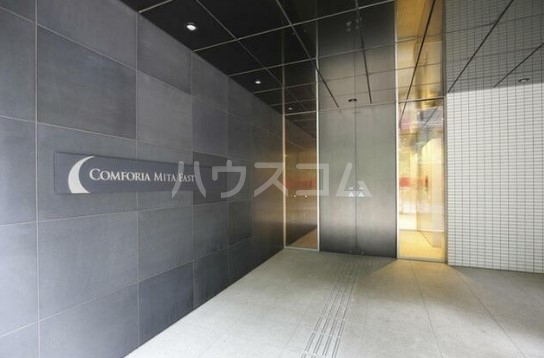 13/21 エントランス