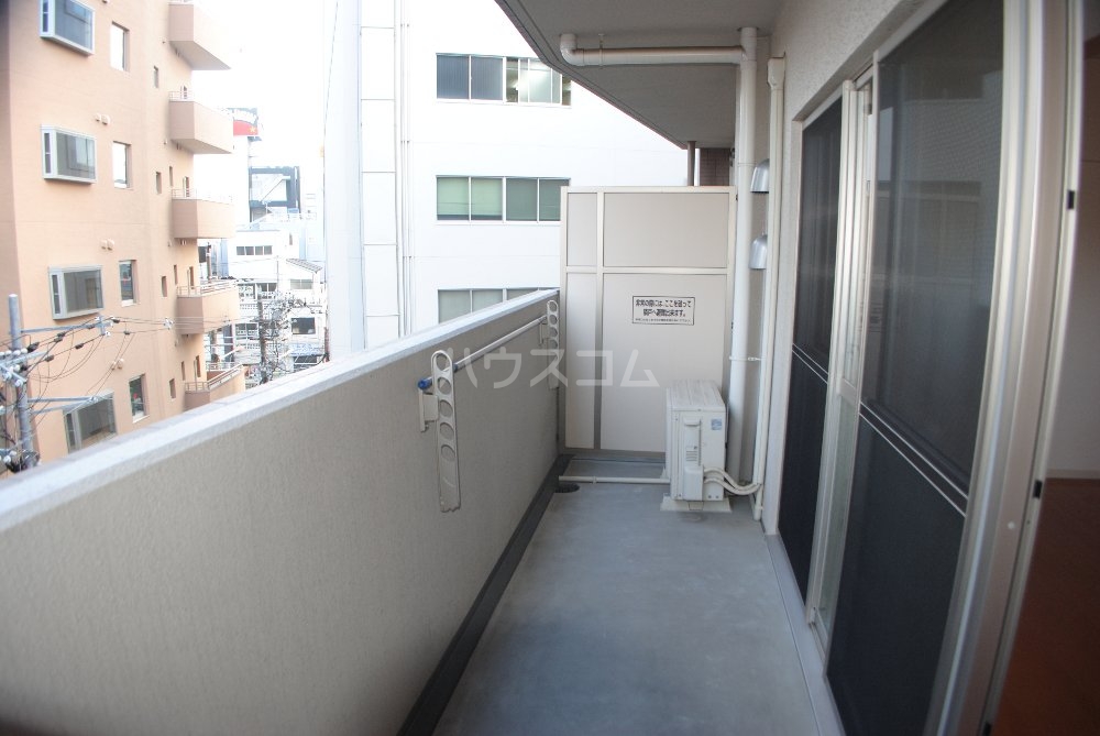 13/26 バルコニー