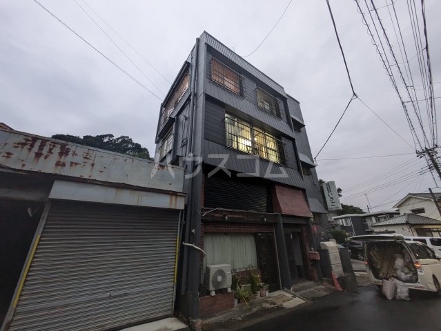 19/25 エントランス