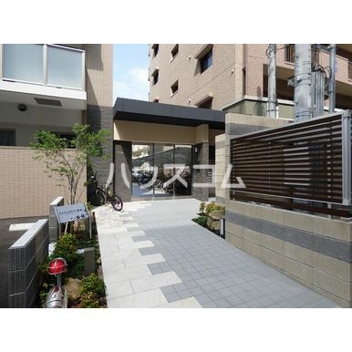 17/25 エントランス