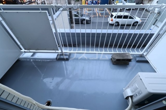 13/30 バルコニー