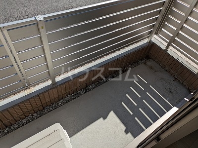 14/28 バルコニー