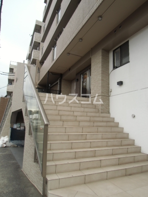 2/11 エントランス