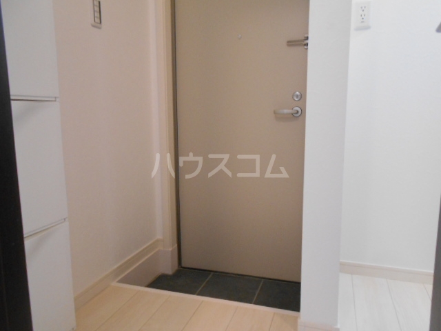 13/30 玄関