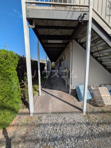 22/24 エントランス