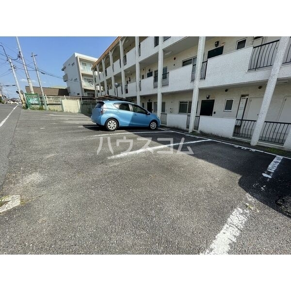 14/22 駐車場