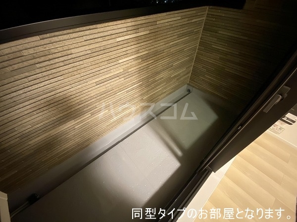 23/30 バルコニー