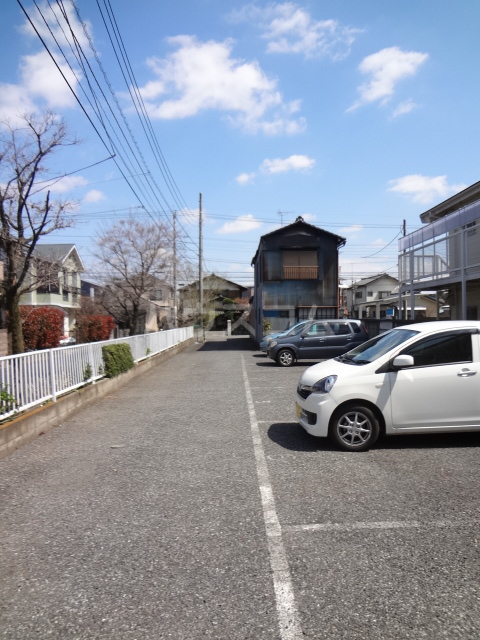 19/25 駐車場