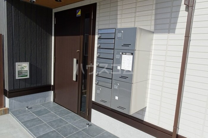 18/29 エントランス