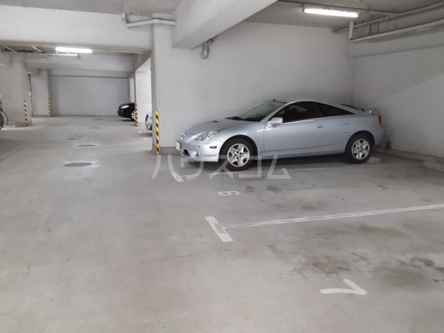 3/7 駐車場