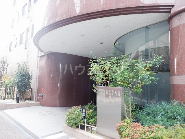 13/22 エントランス