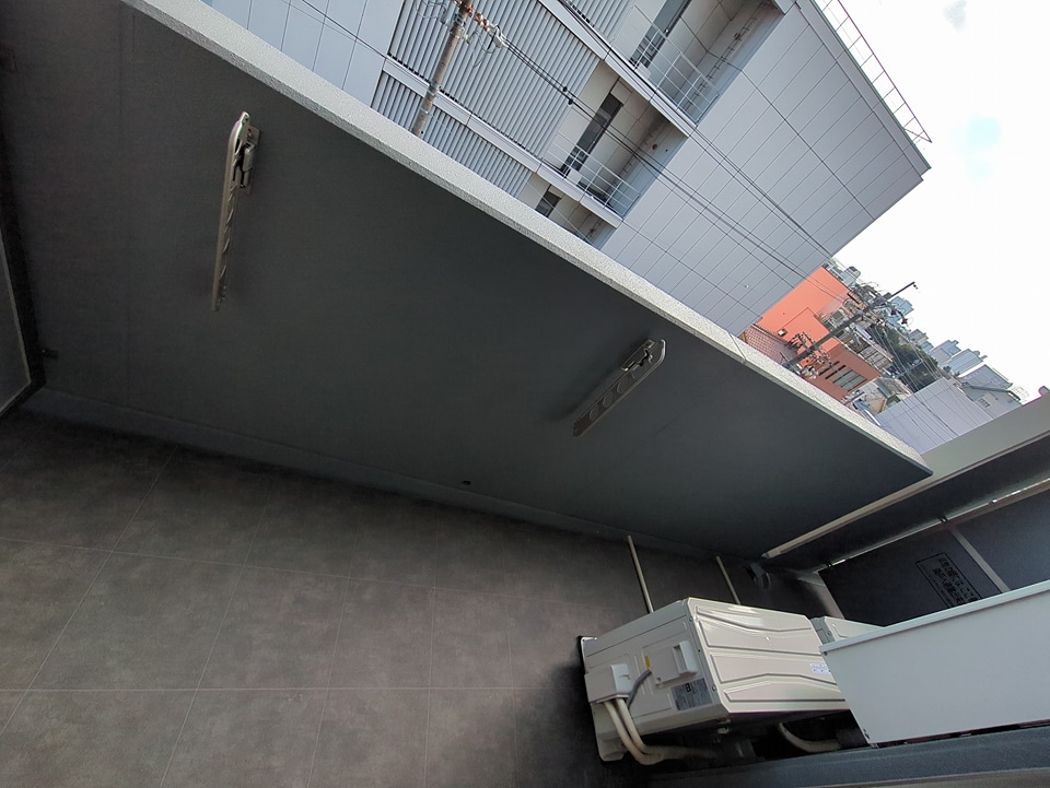 19/30 バルコニー