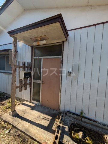 22/26 エントランス