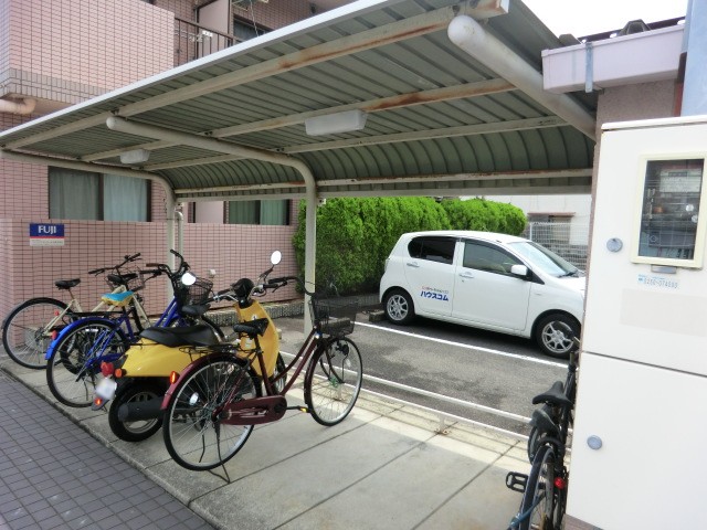 3/8 エントランス