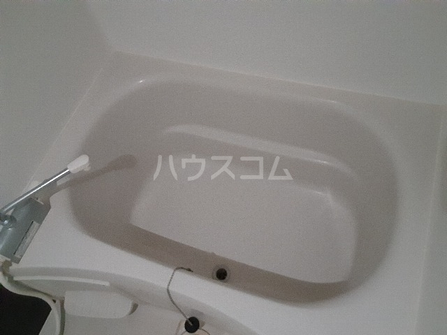 13/25 浴室