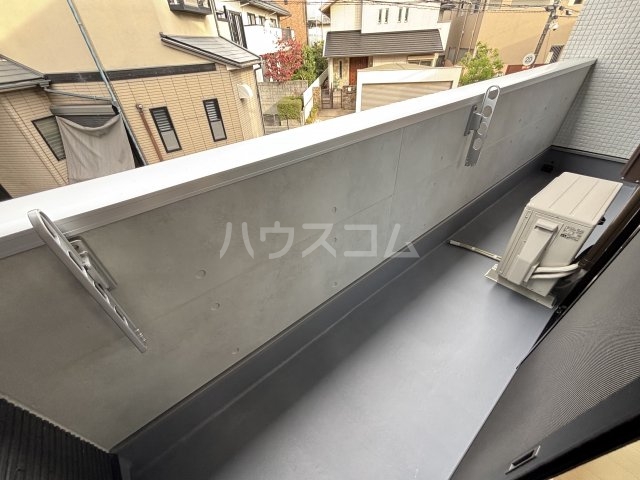 19/30 バルコニー