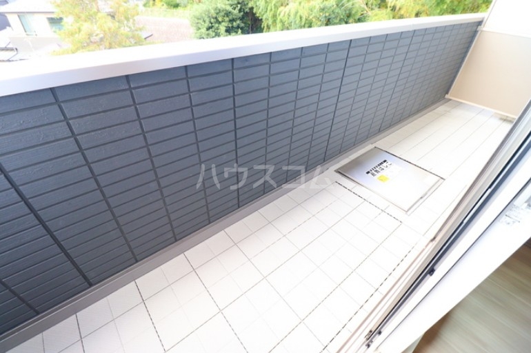 25/30 バルコニー