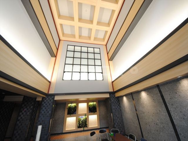 21/29 エントランス