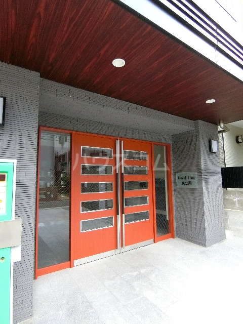 15/19 エントランス