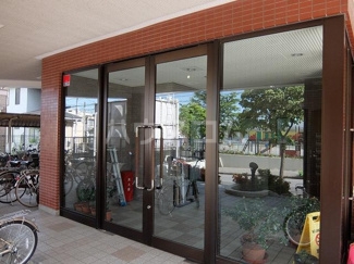 4/5 エントランス