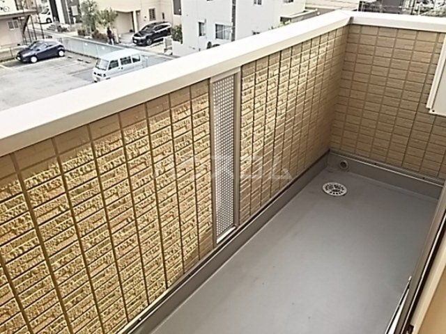 14/28 バルコニー