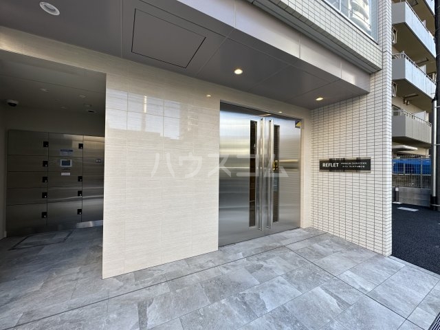 29/30 エントランス