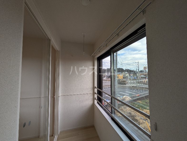 13/22 バルコニー