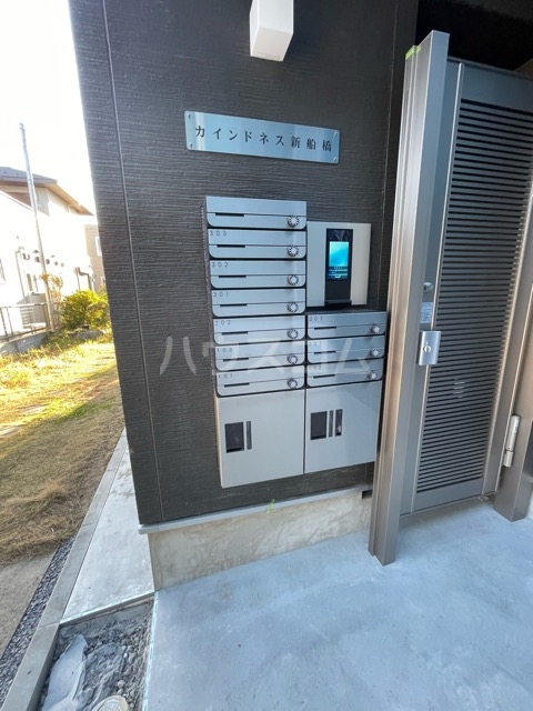 20/24 エントランス