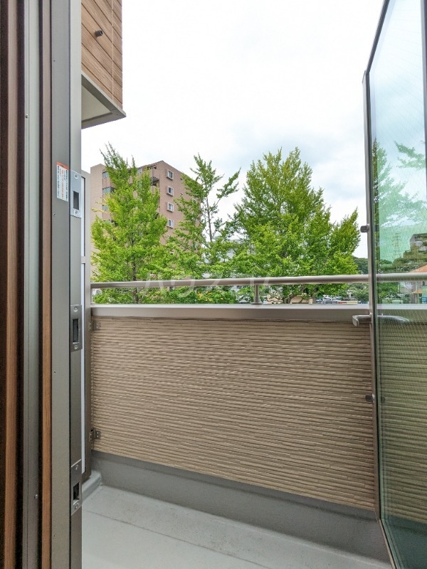 16/25 バルコニー