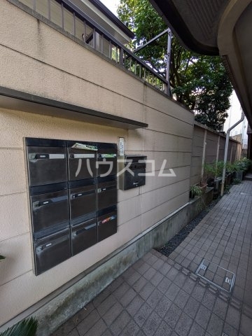 19/22 エントランス